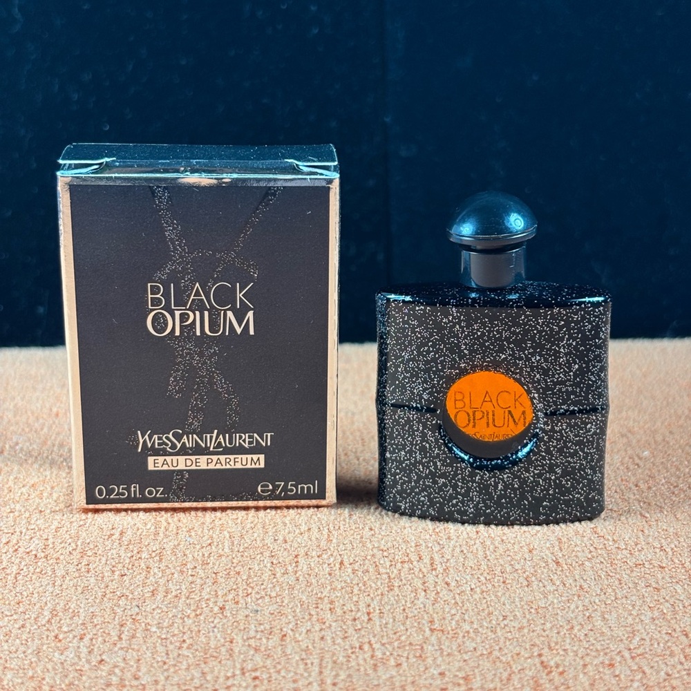 Yves Saint Laurent Black Opium